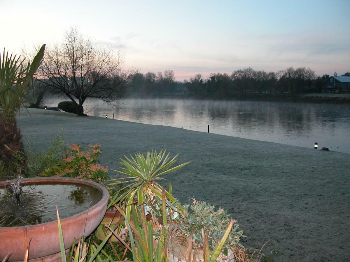 Chiswick Riviera With Free Parking Bed & Breakfast London Ngoại thất bức ảnh